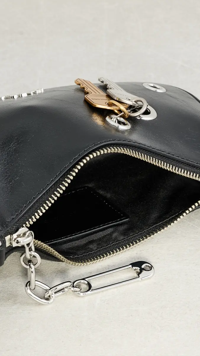 Marc Jacobs The Shoulder Bag Black One Size | Thumbnail 6 Marc Jacobs The Shoulder Bag Black One Size | Thumbnail 6