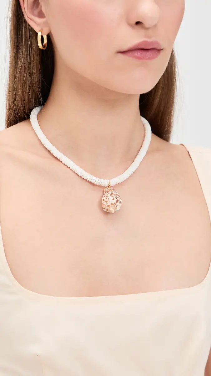 Logan Tay Shell Pendant Beaded Necklace White One Size | Thumbnail 3