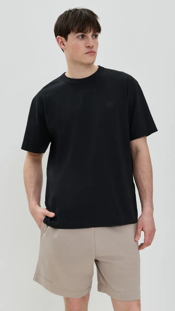 Canada Goose Gladstone Tee | Thumbnail 2 Canada Goose Gladstone Tee | Thumbnail 2
