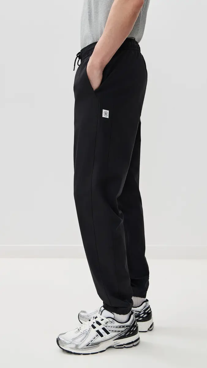 REIGNING CHAMP Stretch Warp Knit Coach's Standard Joggers | Thumbnail 4 REIGNING CHAMP Stretch Warp Knit Coach's Standard Joggers | Thumbnail 4
