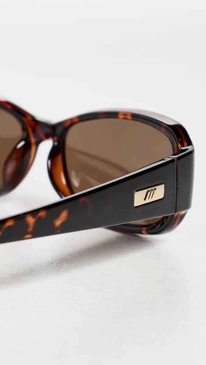 Le Specs Gigglemug Sunglasses | Thumbnail 5
