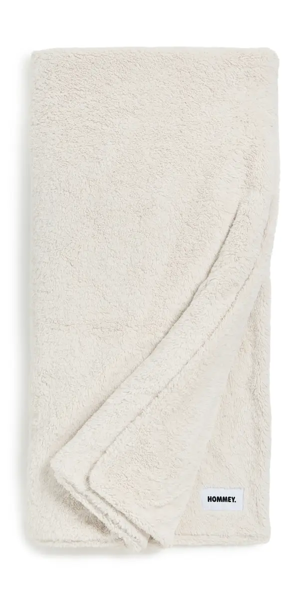 Hommey Faux Fur Blanket Marshmallow | Image 1 Hommey Faux Fur Blanket Marshmallow | Image 1