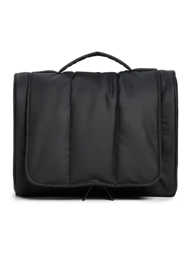 Luka Hanging Toiletry Kit