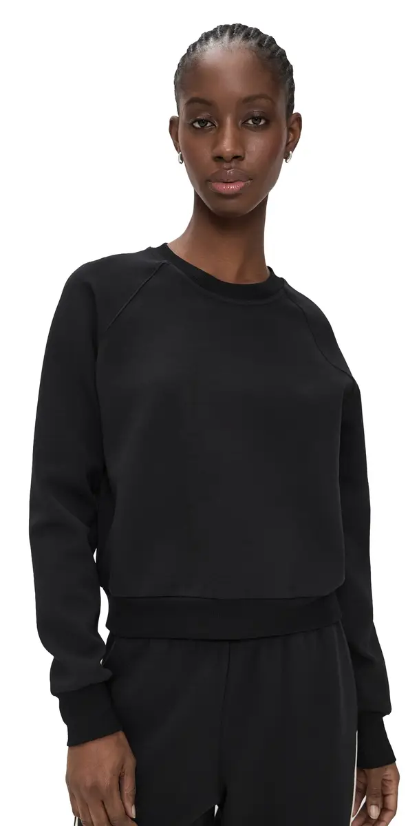 Lucia Travel Raglan Sweatshirt True Black Lucia Travel Raglan Sweatshirt True Black