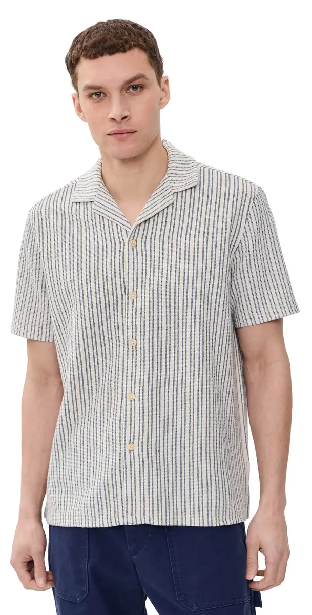 Faherty Oasis Knit Camp hirt hore Navy tripe | Image 1 Faherty Oasis Knit Camp hirt hore Navy tripe | Image 1