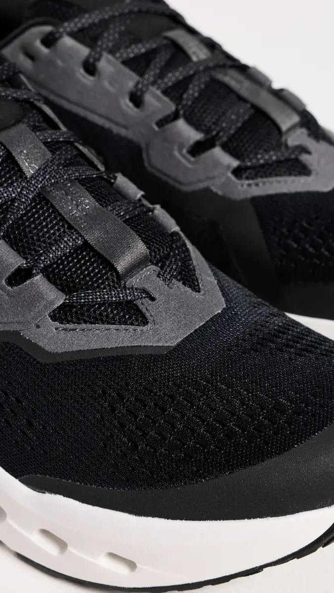ON Cloudrunner 3 Sneakers | Thumbnail 5 ON Cloudrunner 3 Sneakers | Thumbnail 5