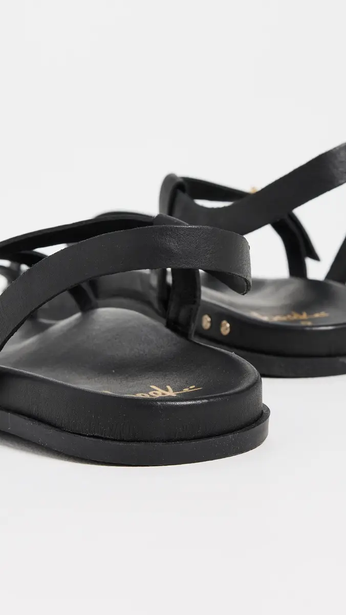 beek Auklet Sandals Black | Thumbnail 4