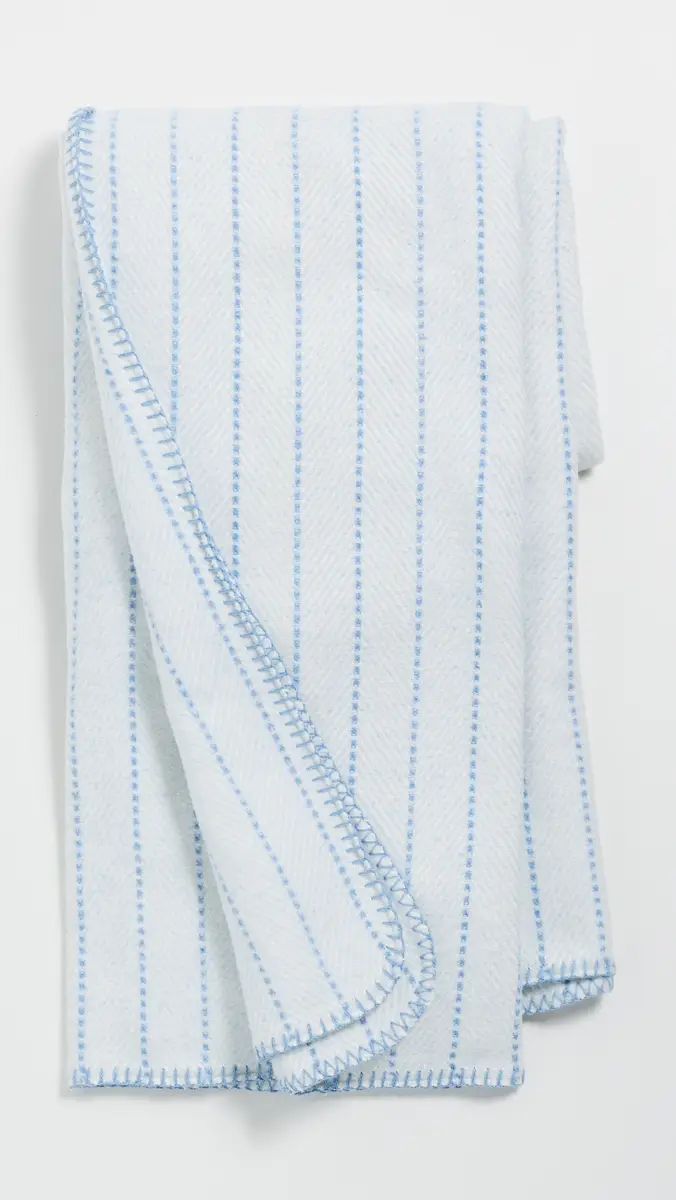 Weezie Herringbone Throw Blanket | Thumbnail 2