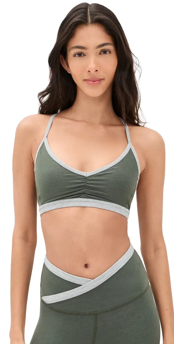 Beyond Yoga Outlines trappy Bra Dusty Forest Heather | Image 1 Beyond Yoga Outlines trappy Bra Dusty Forest Heather | Image 1