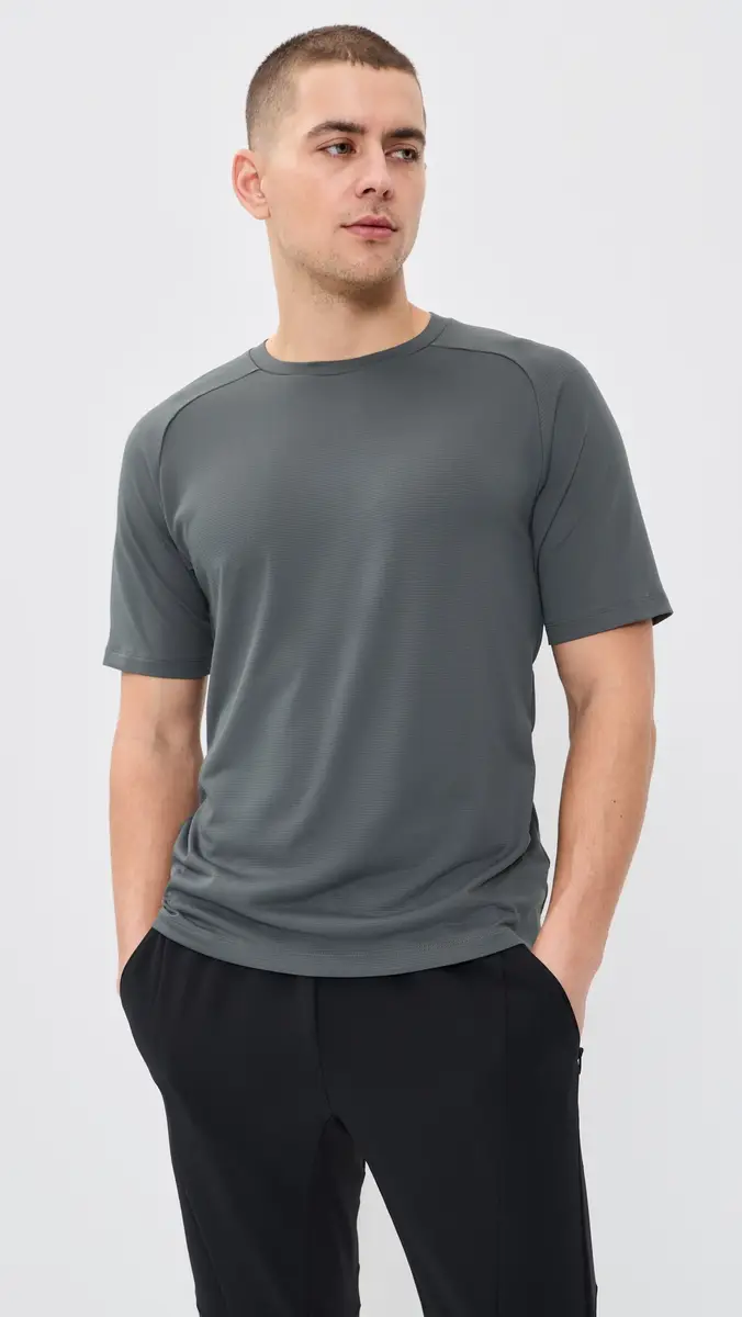 Beyond Yoga All In Active Tee Black Ash | Thumbnail 2