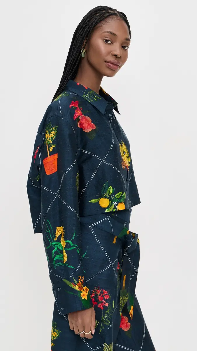 Coniglio Palm Beach Cropped Classic Silk Button Down | Thumbnail 4 Coniglio Palm Beach Cropped Classic Silk Button Down | Thumbnail 4