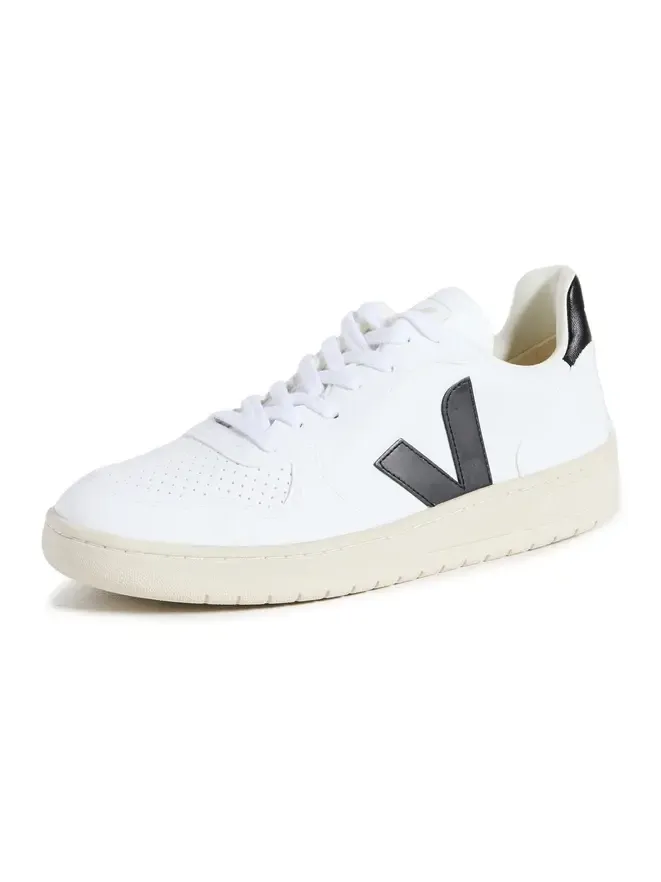 V-10 CWL Sneakers V-10 CWL Sneakers