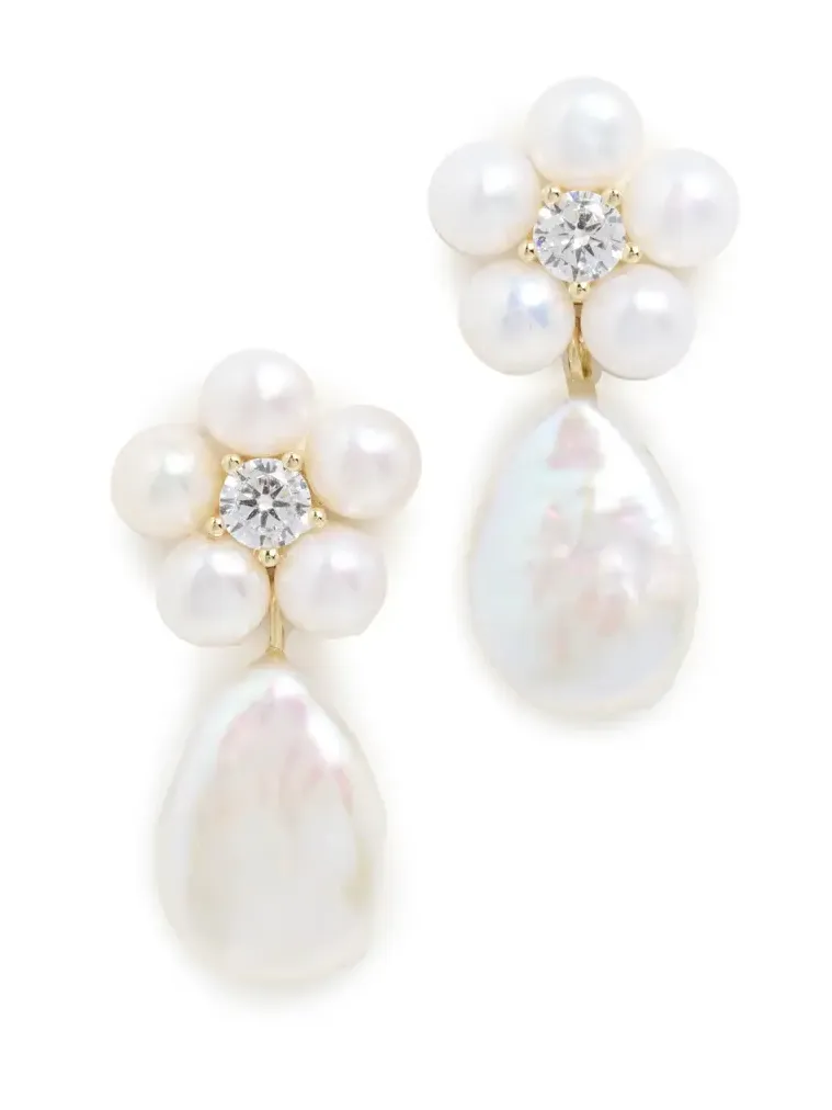 Daisy Pearl Drop Earrings Daisy Pearl Drop Earrings