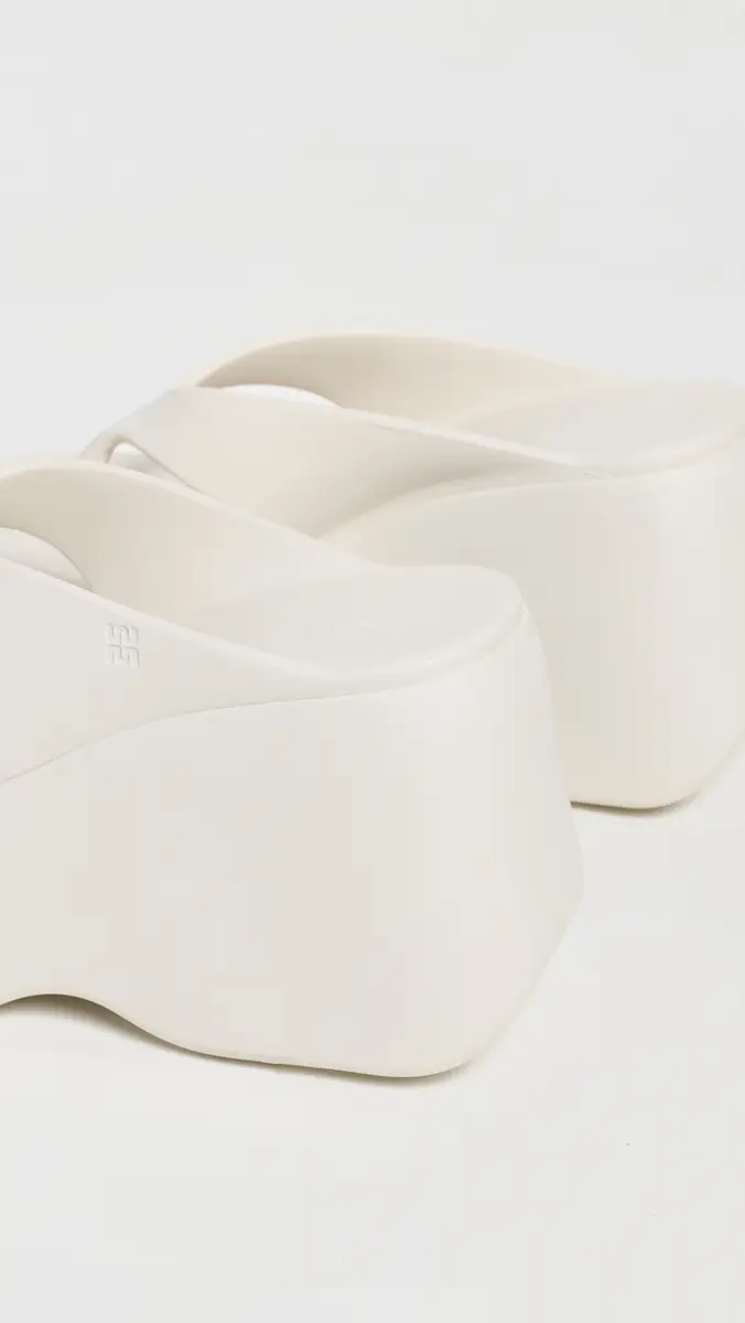Melissa Free Thong Wedges Light Beige | Thumbnail 4 Melissa Free Thong Wedges Light Beige | Thumbnail 4