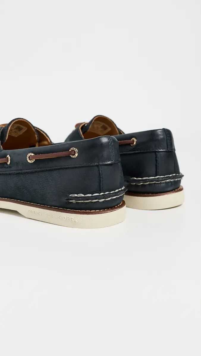 Sperry Gold Cup Authentic Original 2 Eye Nubuck Boat Shoes | Thumbnail 3 Sperry Gold Cup Authentic Original 2 Eye Nubuck Boat Shoes | Thumbnail 3