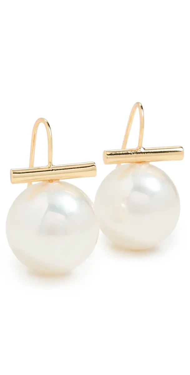 SHASHI Pearl Giselle Studs Pearl/Diamond One Size | Image 1 SHASHI Pearl Giselle Studs Pearl/Diamond One Size | Image 1