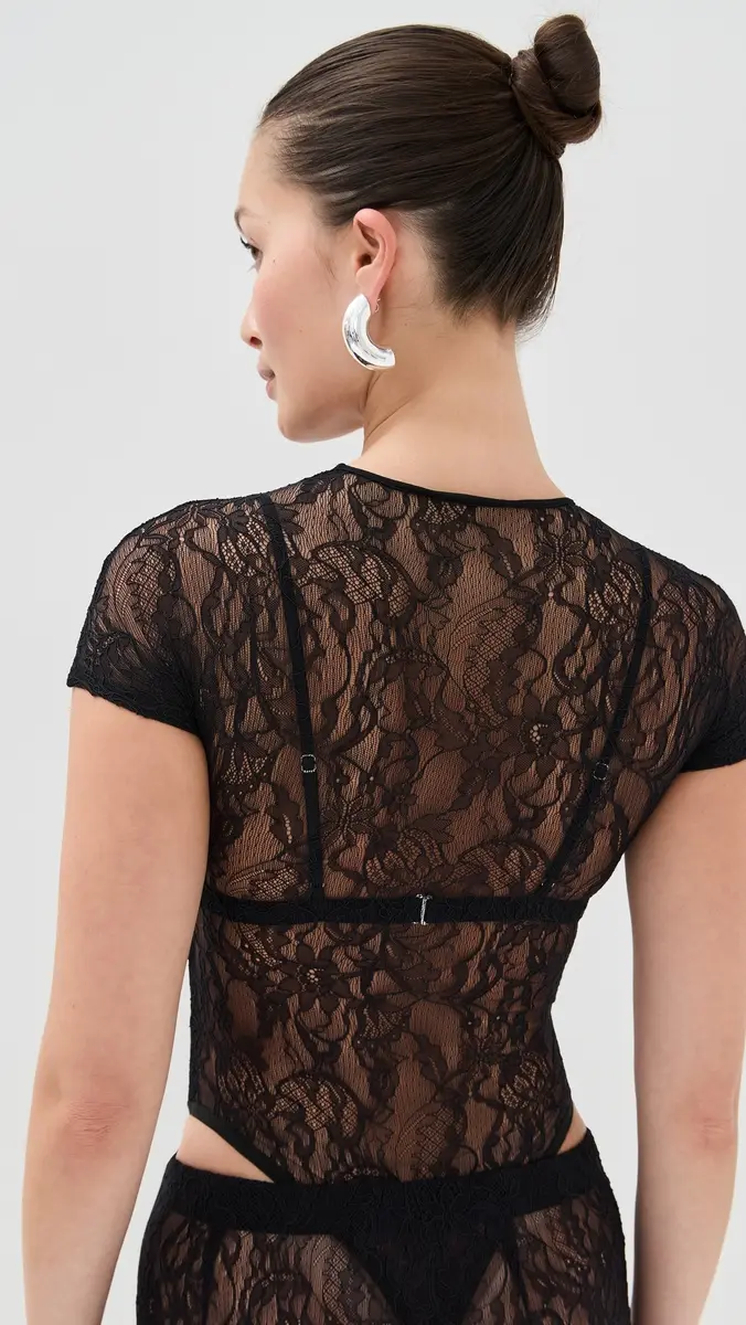 WARDROBE.NYC WARDROBE. NYC Lace Cap Sleeve Thong Bodysuit Black | Thumbnail 3 WARDROBE.NYC WARDROBE. NYC Lace Cap Sleeve Thong Bodysuit Black | Thumbnail 3