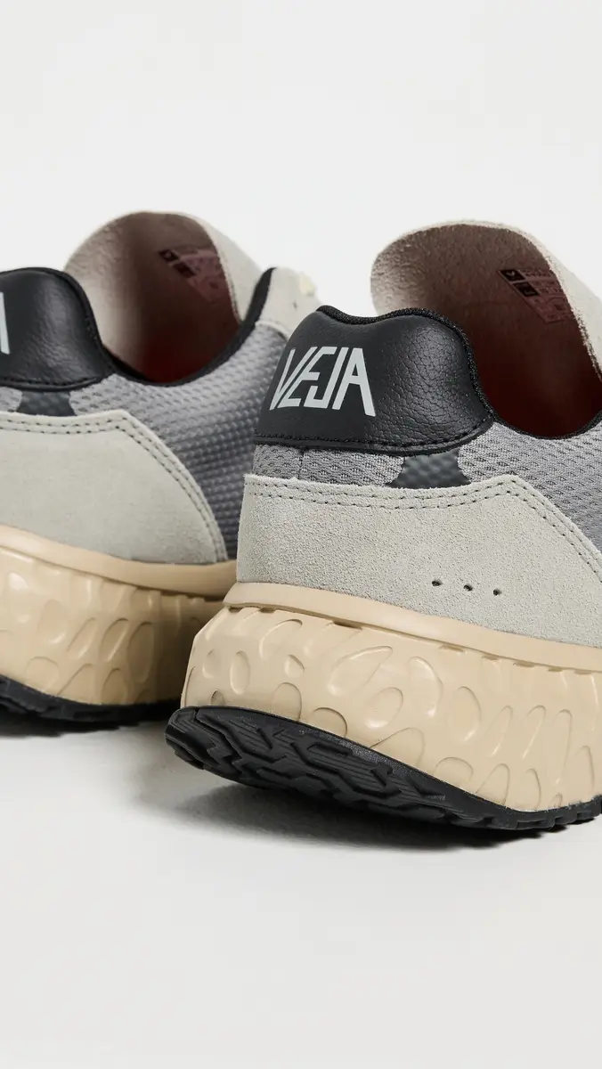 Veja Condor Royale Sneakers | Thumbnail 3 Veja Condor Royale Sneakers | Thumbnail 3