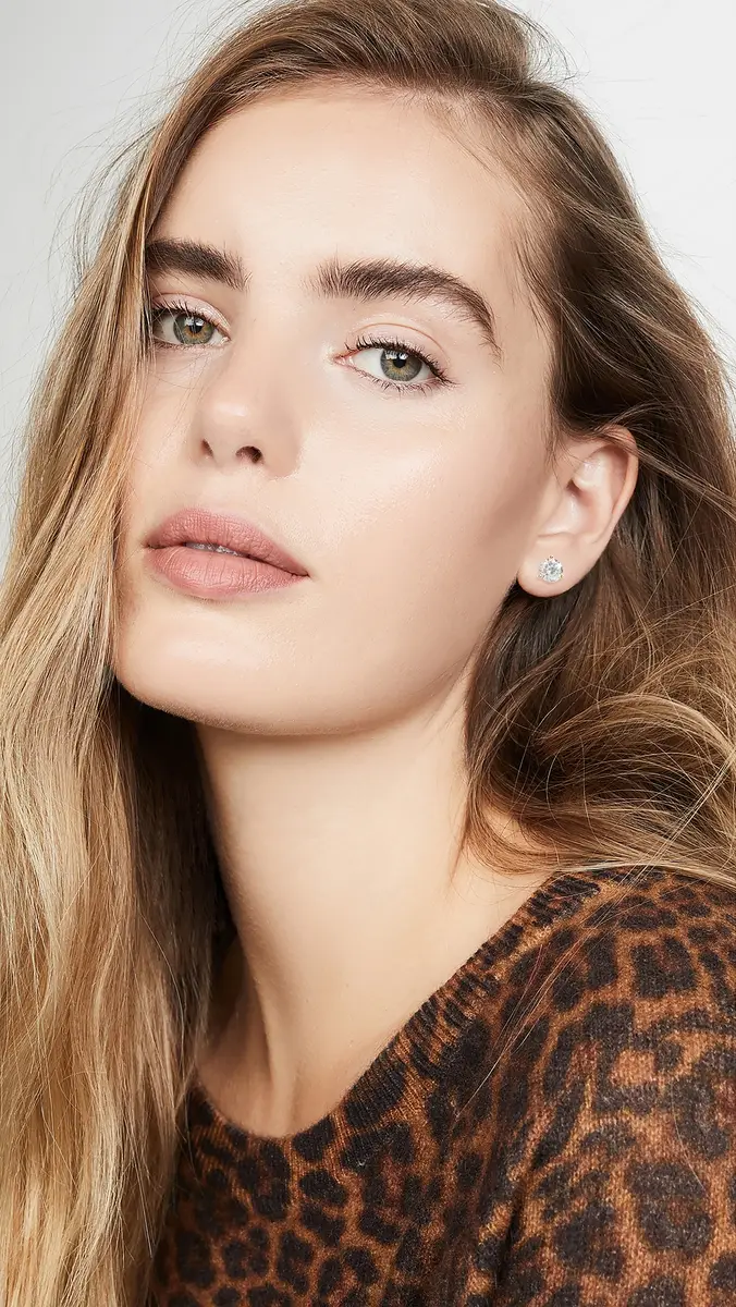Shashi Emily Studs | Thumbnail 3