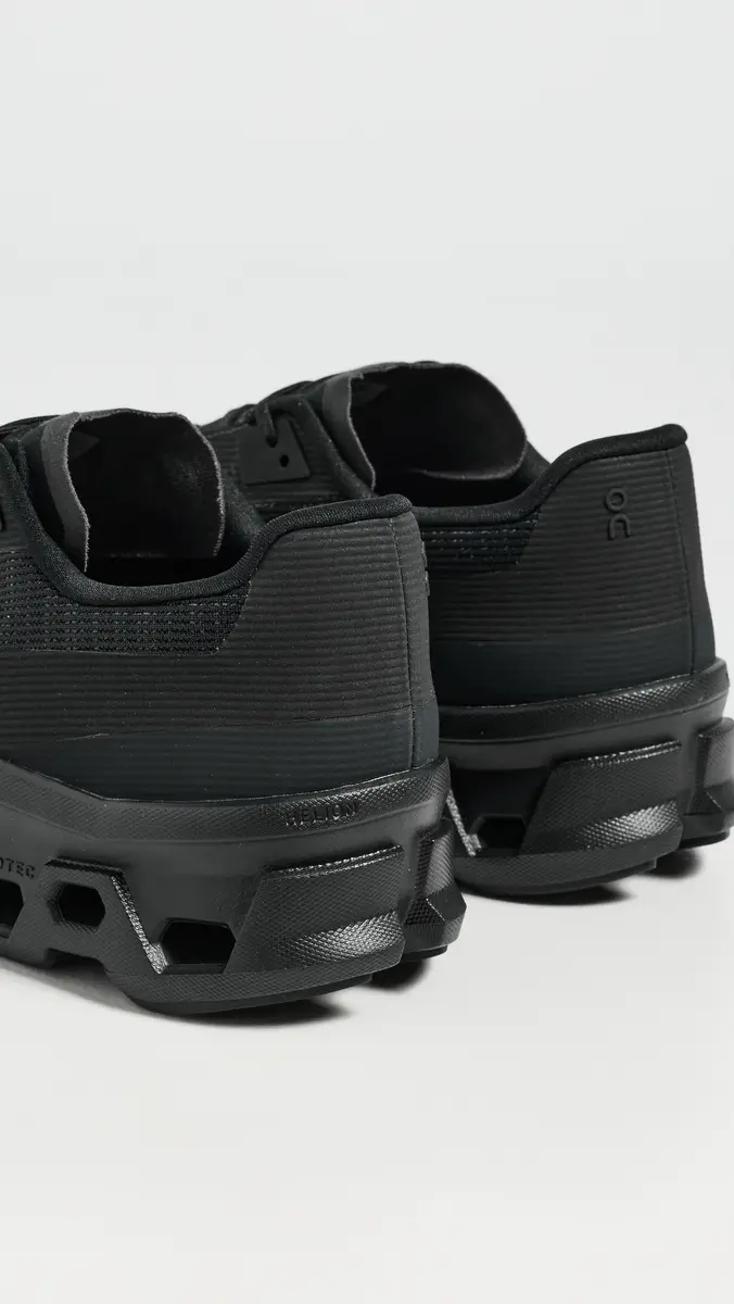 ON Cloudmonster Void Sneakers | Thumbnail 3