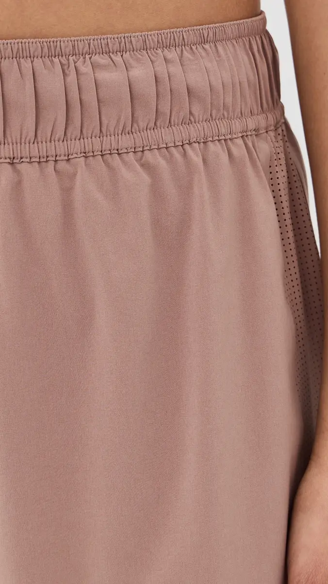 Beyond Yoga Solemate Running Shorts | Thumbnail 6 Beyond Yoga Solemate Running Shorts | Thumbnail 6