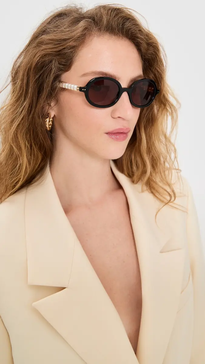 Lele Sadoughi Austin Pearl Sunglasses Jet 001 One Size | Thumbnail 3 Lele Sadoughi Austin Pearl Sunglasses Jet 001 One Size | Thumbnail 3