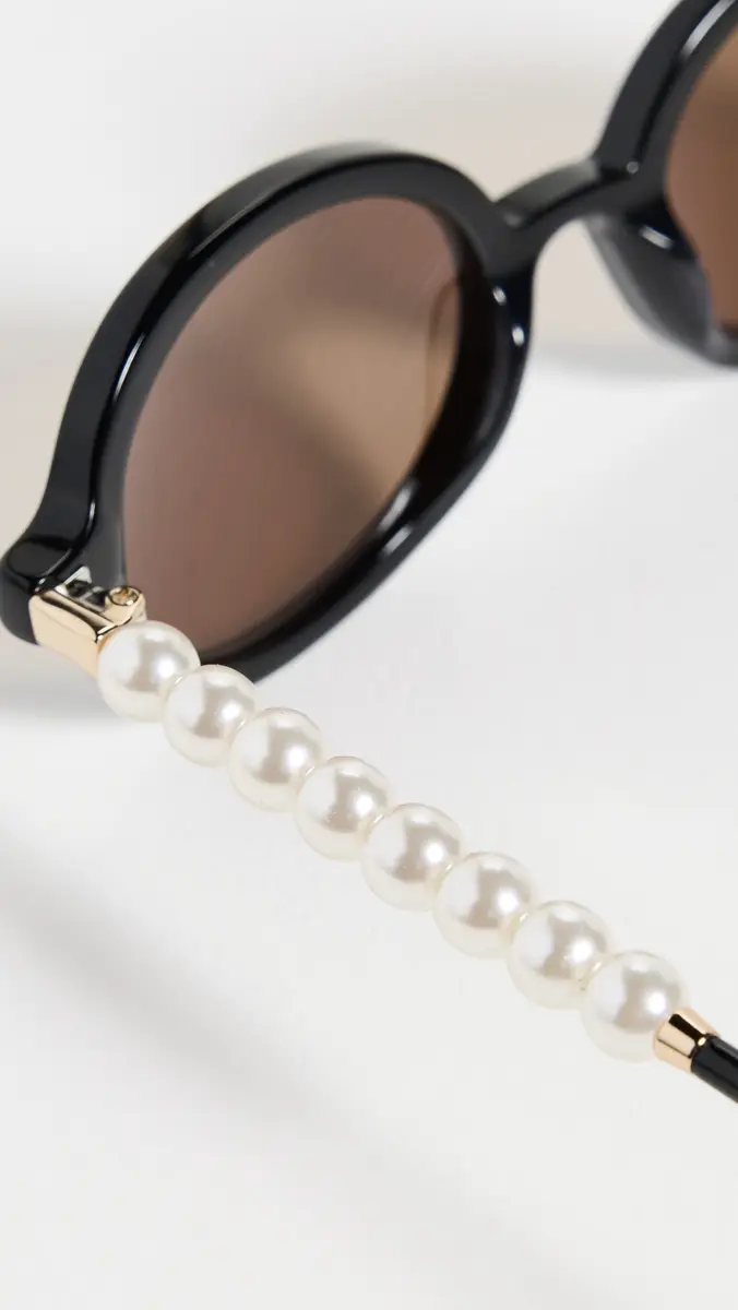 Lele Sadoughi Austin Pearl Sunglasses Jet 001 One Size | Thumbnail 5 Lele Sadoughi Austin Pearl Sunglasses Jet 001 One Size | Thumbnail 5