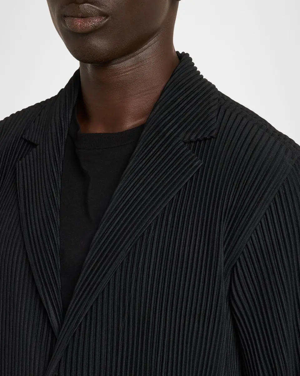 Homme Plissé Issey Miyake Men's Basics Pleated Single-Breasted Blazer | Thumbnail 4 Homme Plissé Issey Miyake Men's Basics Pleated Single-Breasted Blazer | Thumbnail 4