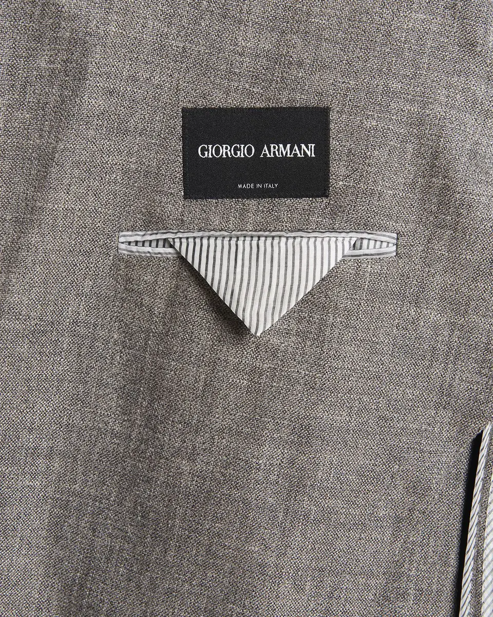 Giorgio Armani Men's Silk, Linen and Wool Double-Breasted Sport Coat | Thumbnail 6 Giorgio Armani Men's Silk, Linen and Wool Double-Breasted Sport Coat | Thumbnail 6