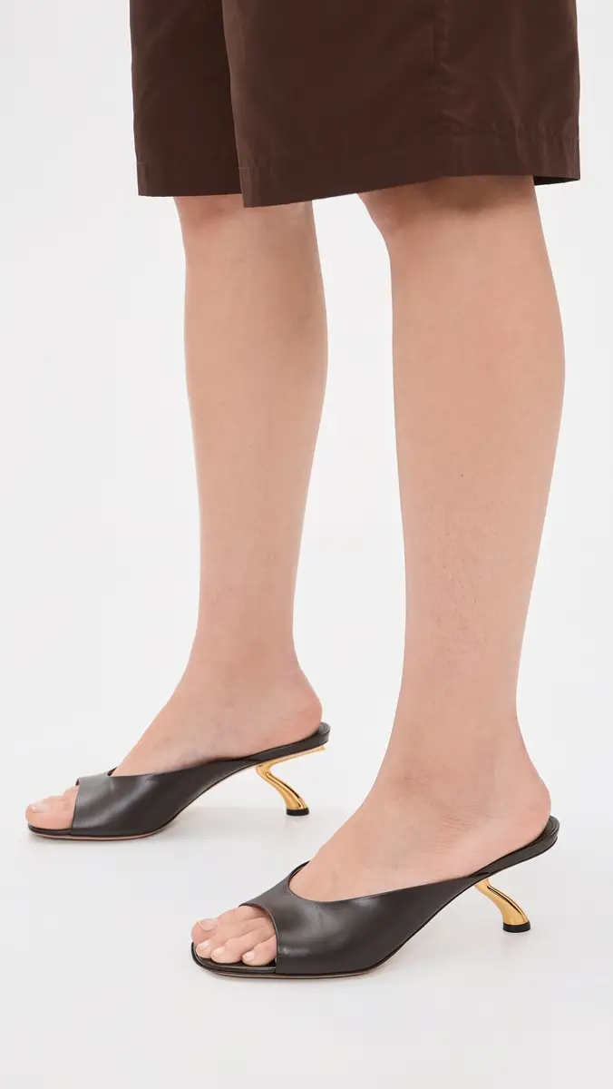 Ferragamo Igea 55 Leather Mules | Thumbnail 3
