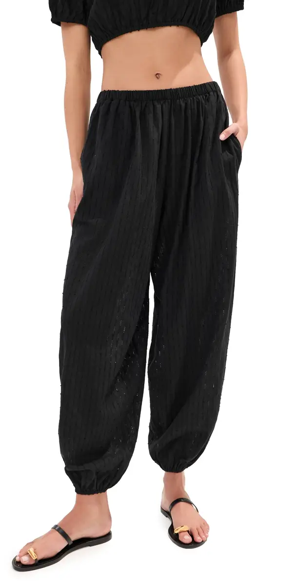 LE BOP Andi Oversized Eyelet Balloon Pants Black | Image 1 LE BOP Andi Oversized Eyelet Balloon Pants Black | Image 1