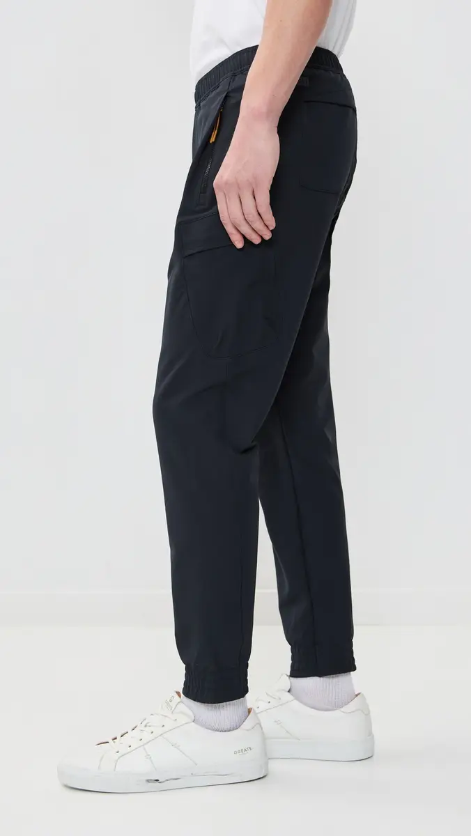 Rhone Altitude Cargo Pants Black | Thumbnail 4 Rhone Altitude Cargo Pants Black | Thumbnail 4