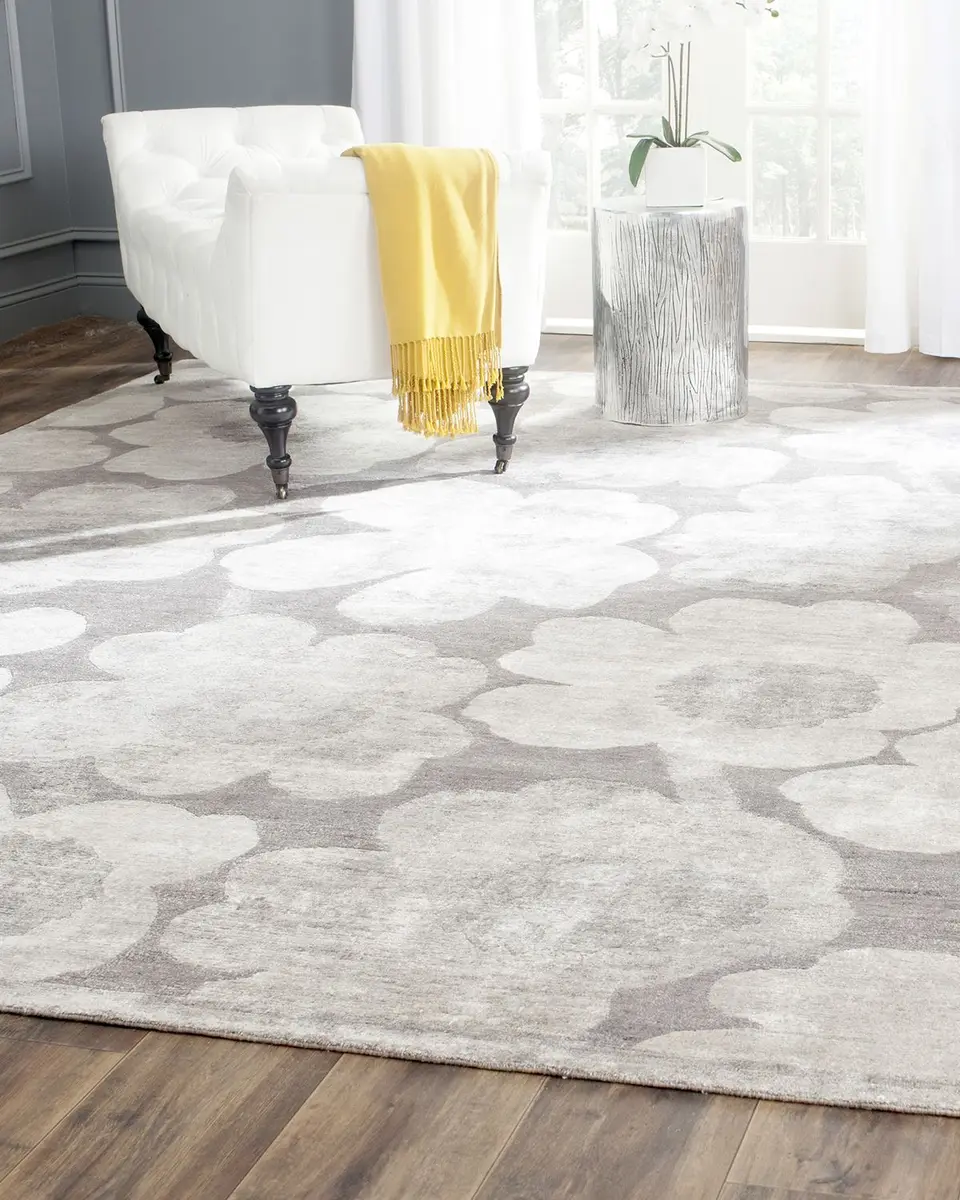 Safavieh Brinkley Hand-Knotted Rug | Image 1 Safavieh Brinkley Hand-Knotted Rug | Image 1