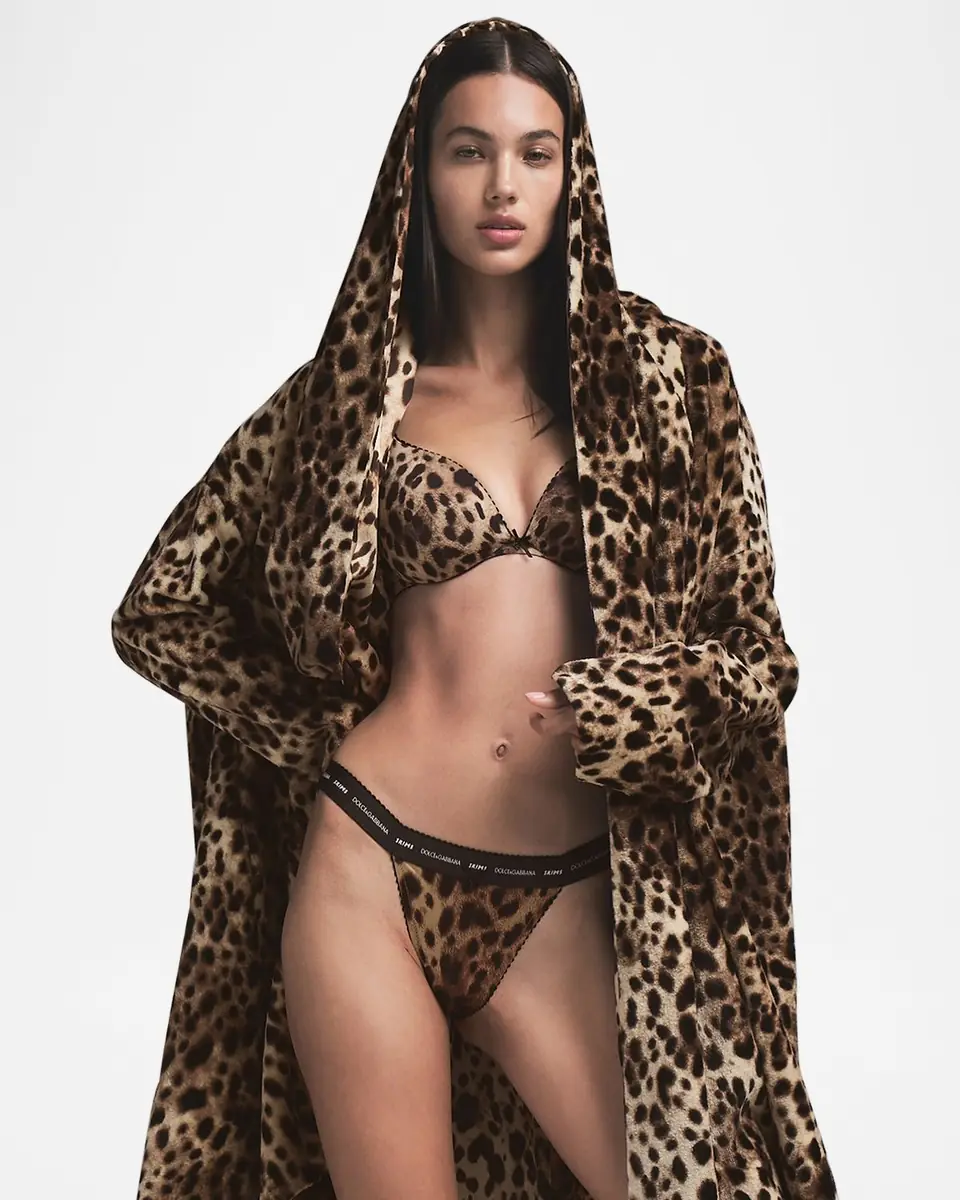 SKIMS Silk Cape Robe | Thumbnail 2
