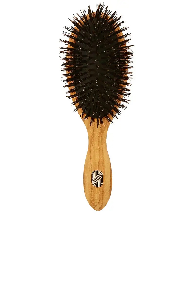 Altesse Studio Beaute Classic Repair & Shine Brush Fine To Medium | Image 1 Altesse Studio Beaute Classic Repair & Shine Brush Fine To Medium | Image 1