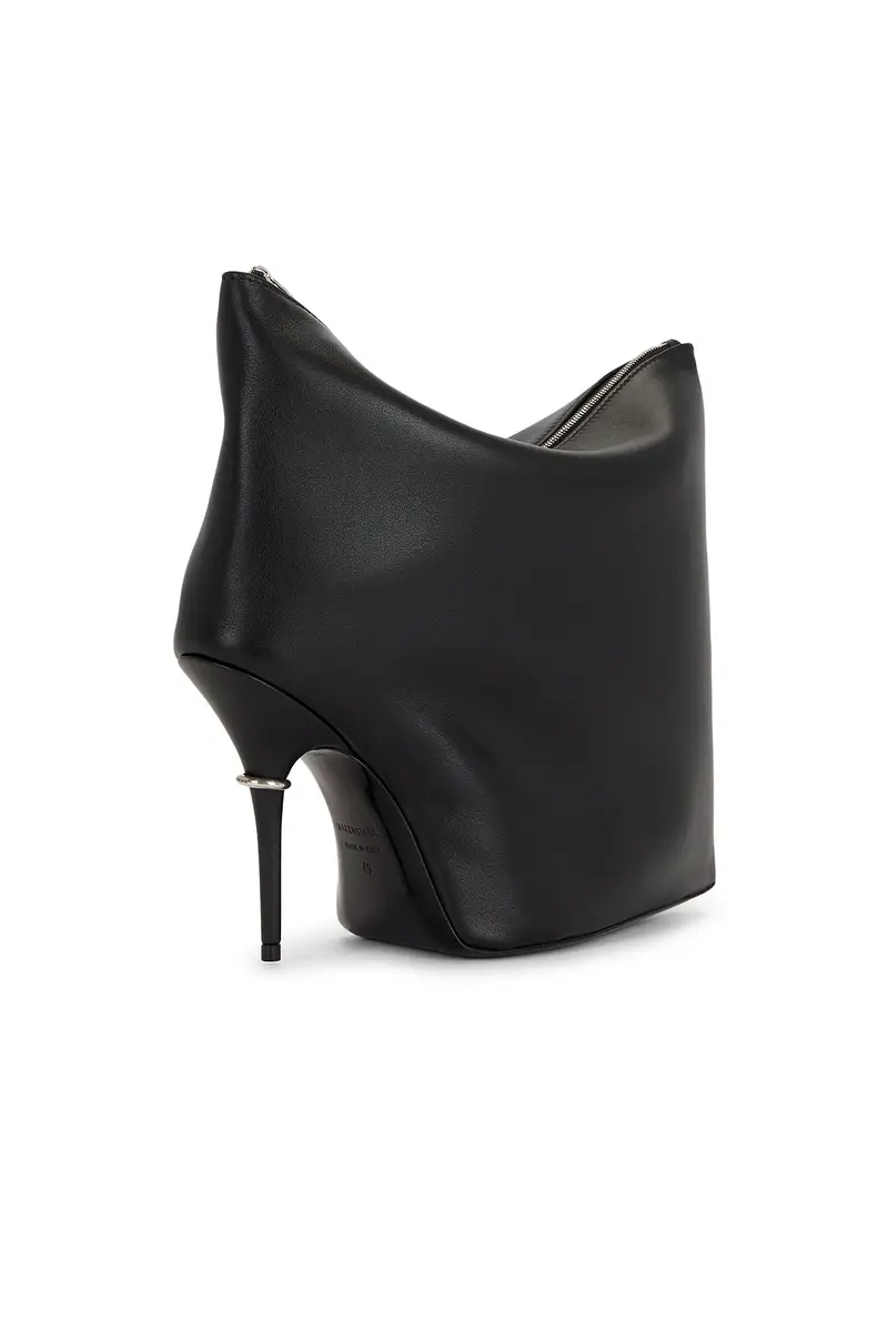 Balenciaga Wader Clutch | Thumbnail 4 Balenciaga Wader Clutch | Thumbnail 4