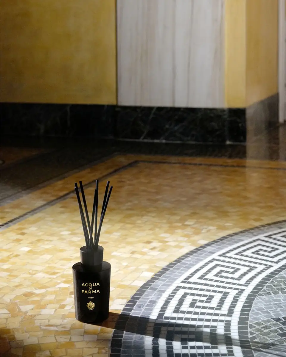 Acqua di Parma Signatures of the Sun Yuzu Diffuser, 6 oz. | Thumbnail 2 Acqua di Parma Signatures of the Sun Yuzu Diffuser, 6 oz. | Thumbnail 2