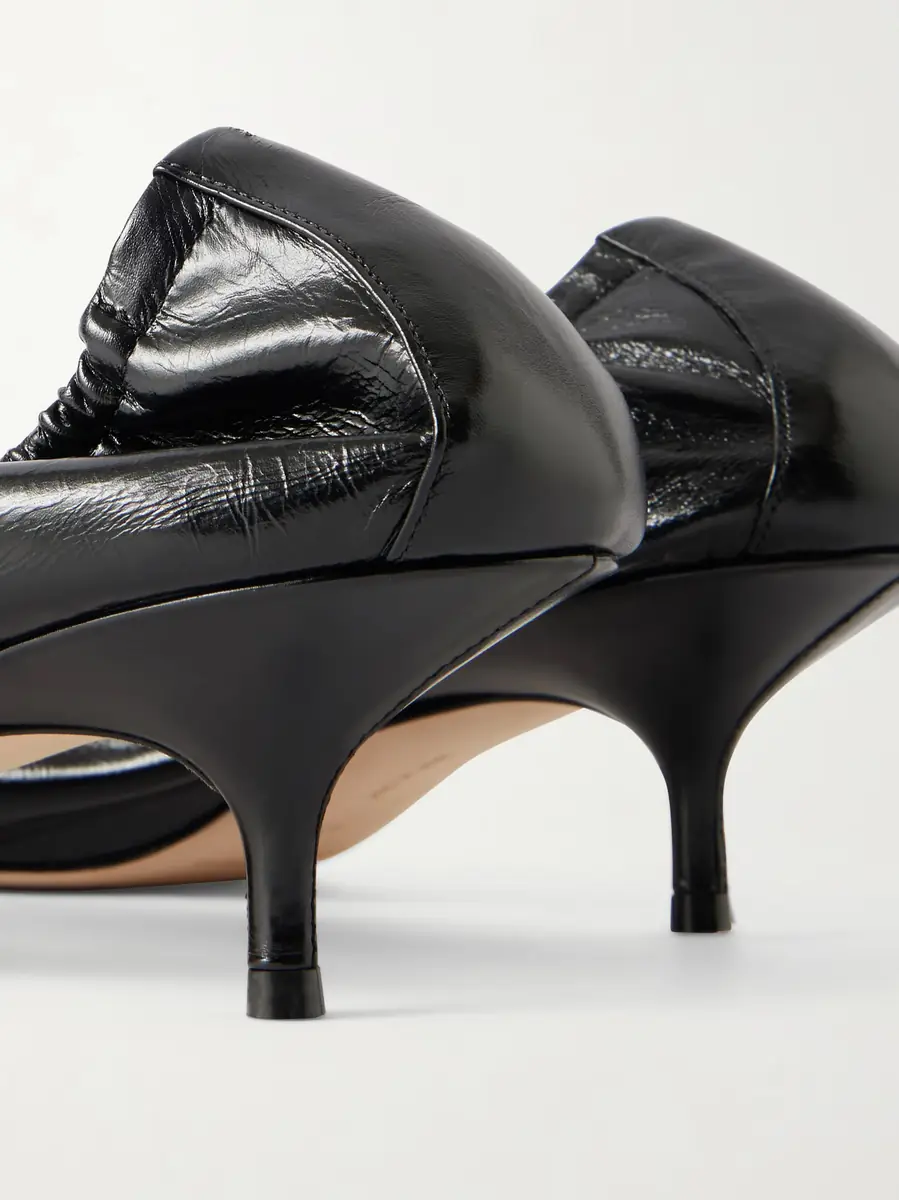 Phoebe Philo Low Pucker pumps in leather | Thumbnail 3