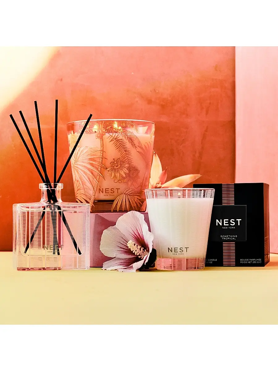 NEST New York Something Tropical Decorative 3-Wick Candle | Thumbnail 4 NEST New York Something Tropical Decorative 3-Wick Candle | Thumbnail 4