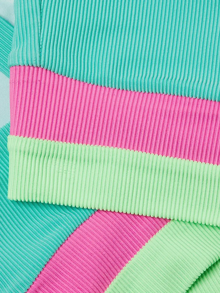 BEACH RIOT Women's Mackenzie Colorblocked Bikini Top | Thumbnail 6