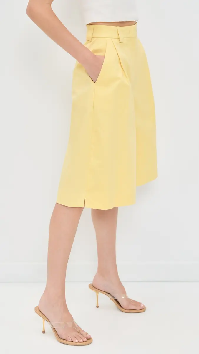 The Latest Dakota Shorts Light Yellow | Thumbnail 4