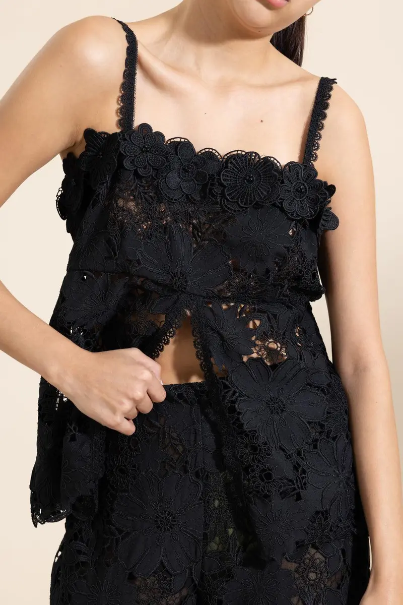 WAIMARI Magnolia Top | Thumbnail 4
