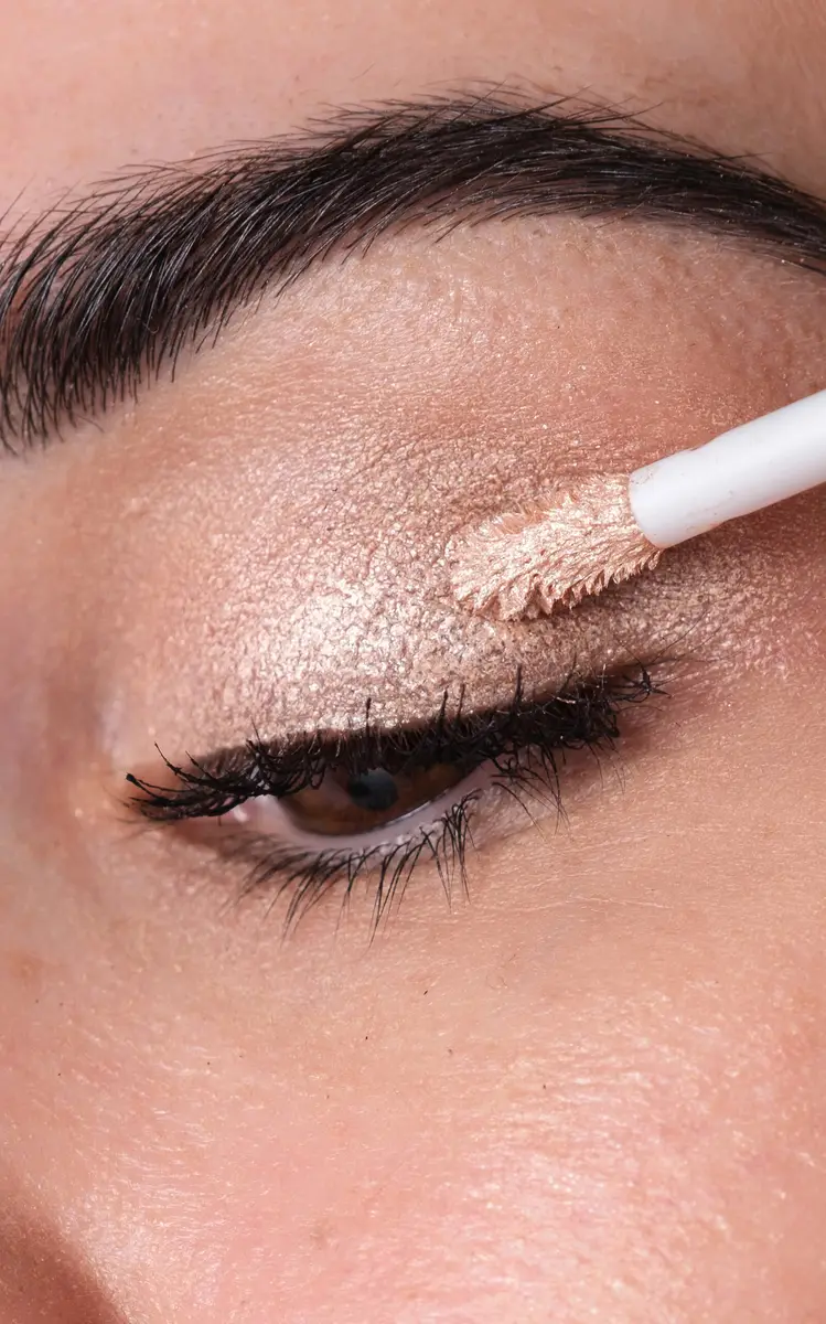 gitti Halo Eyes Eyeshadow - No. 02 Soft Silver | Thumbnail 4 gitti Halo Eyes Eyeshadow - No. 02 Soft Silver | Thumbnail 4