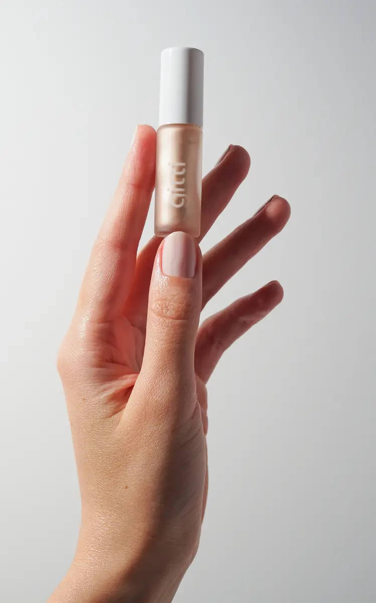 gitti Halo Eyes Eyeshadow - No. 02 Soft Silver | Thumbnail 5 gitti Halo Eyes Eyeshadow - No. 02 Soft Silver | Thumbnail 5