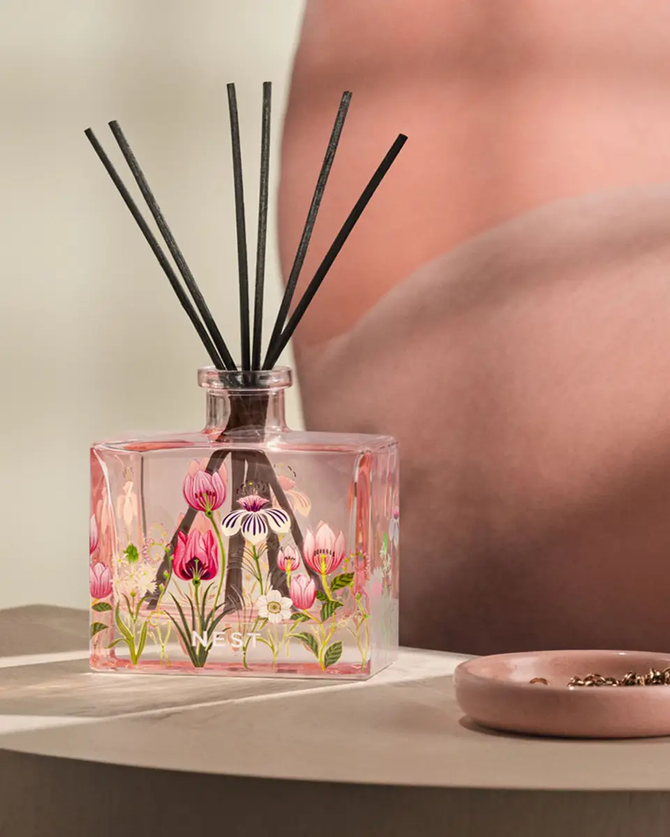 NEST New York Himalayan Salt & Rosewater Fragrance Reed Diffuser, 5.9 oz. | Thumbnail 3