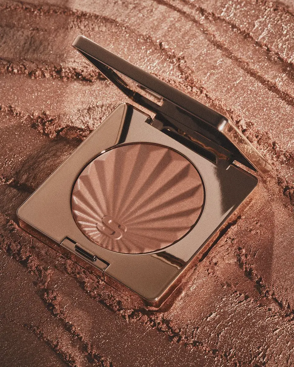 Sisley-Paris Phyto-Touche Illusion D 'Ete Bronzing Gel-Powder | Thumbnail 6 Sisley-Paris Phyto-Touche Illusion D 'Ete Bronzing Gel-Powder | Thumbnail 6