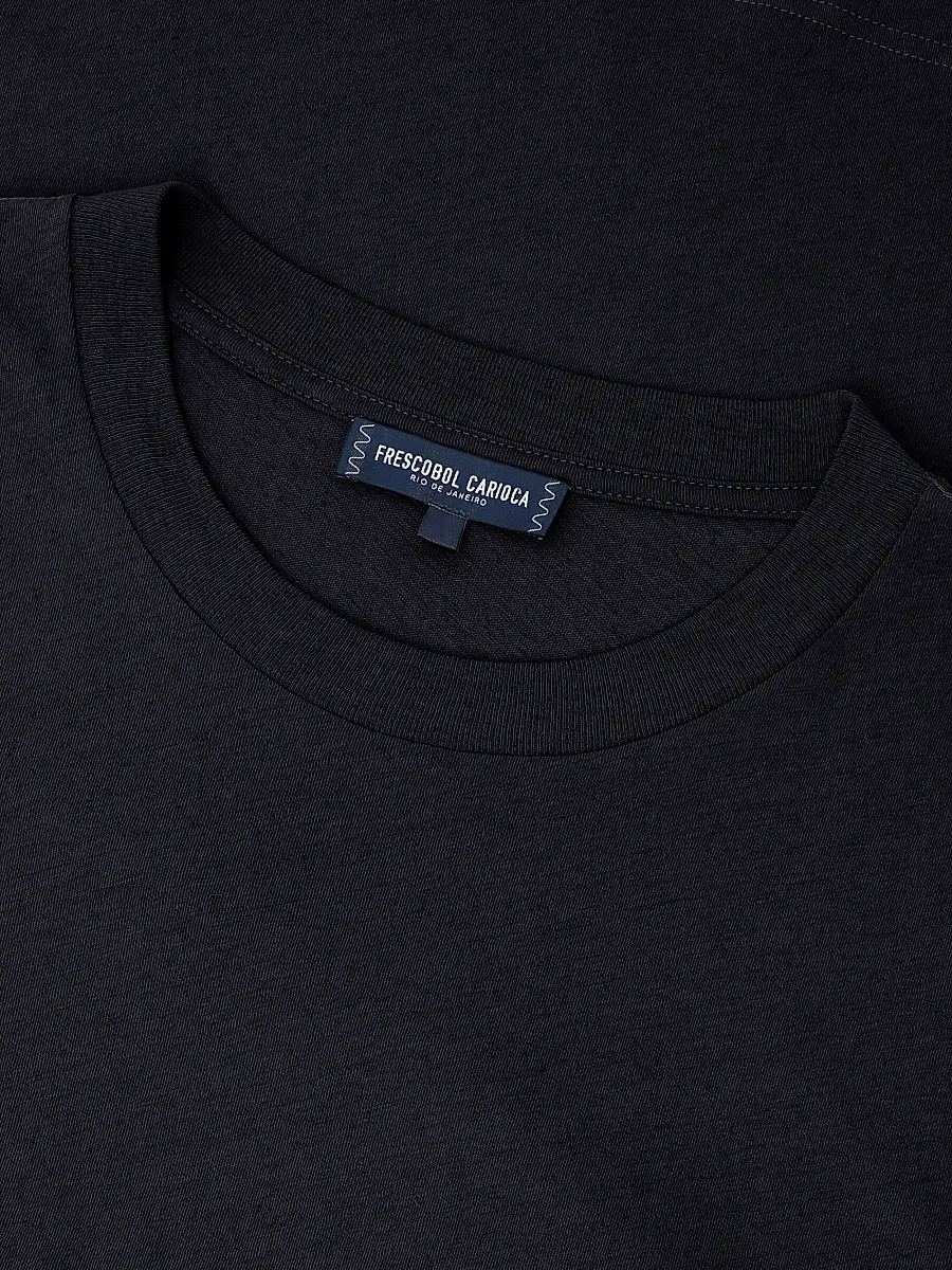 Frescobol Carioca Men's Dinis Cotton-Linen Crewneck T-Shirt | Thumbnail 5 Frescobol Carioca Men's Dinis Cotton-Linen Crewneck T-Shirt | Thumbnail 5