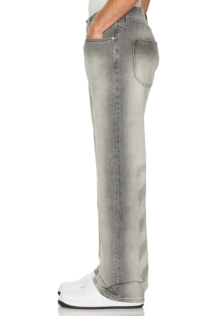 Off-White Slim Relax Jeans | Thumbnail 3