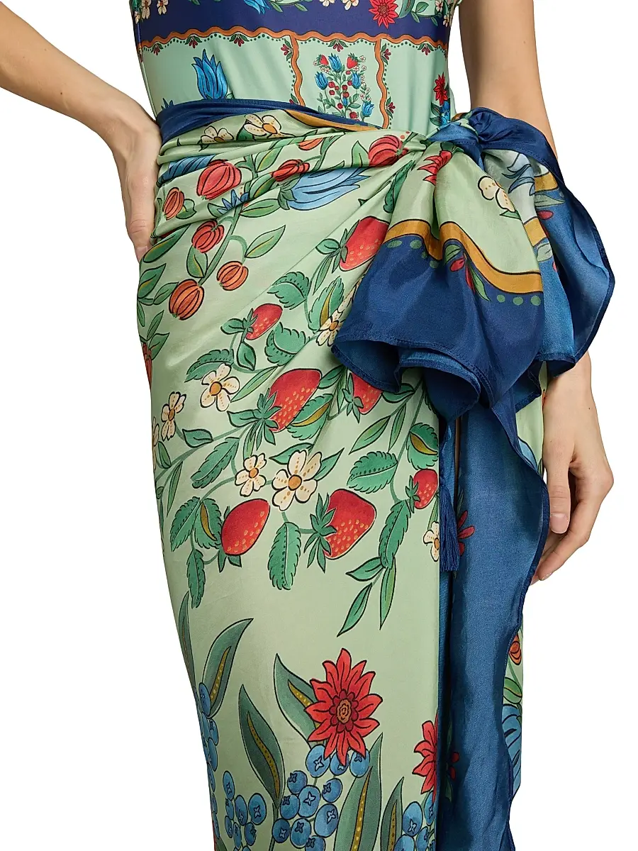 Farm Rio Women's Fruit Beauty Faded Printed Cotton Sarong | Thumbnail 5 Farm Rio Women's Fruit Beauty Faded Printed Cotton Sarong | Thumbnail 5