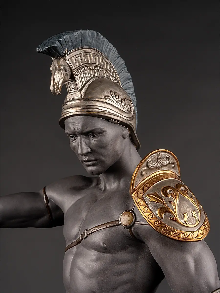 Lladro Spartan Porcelain Statue | Thumbnail 5